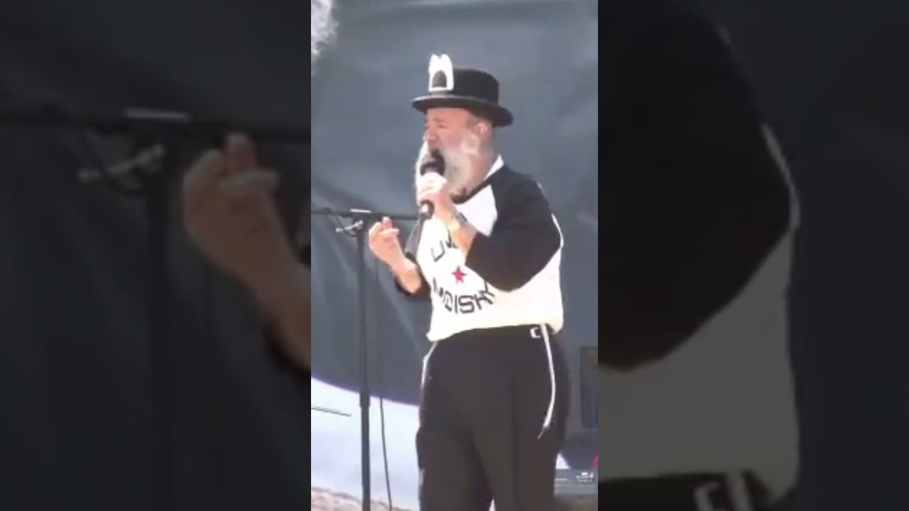 Uncle Moishy Sings "Hashem Is Here, Hashem Is There"