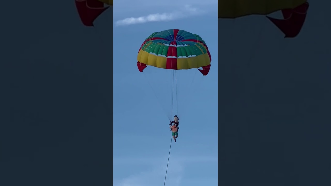Crazy guy jumping on a parachute #shorts #crazy #parashute #phuket