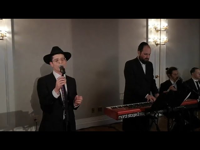 A Chupa With Simcha Jacoby & Freilach Band - חופה מרגשת עם שמחה יעקבי ופריילך