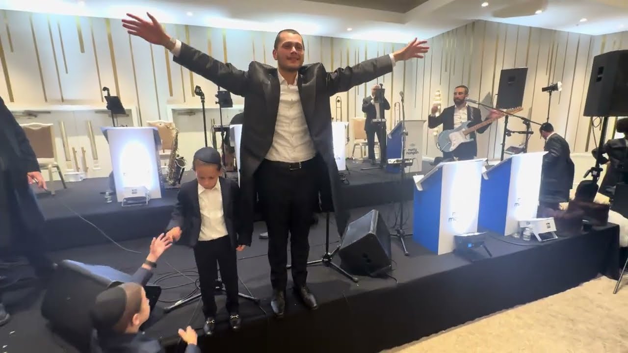 Moshe Duvid Mandel & Schwartz Wedding | Singer Shea Berko with Shira Choir | 🎹 A Hershy Langsam