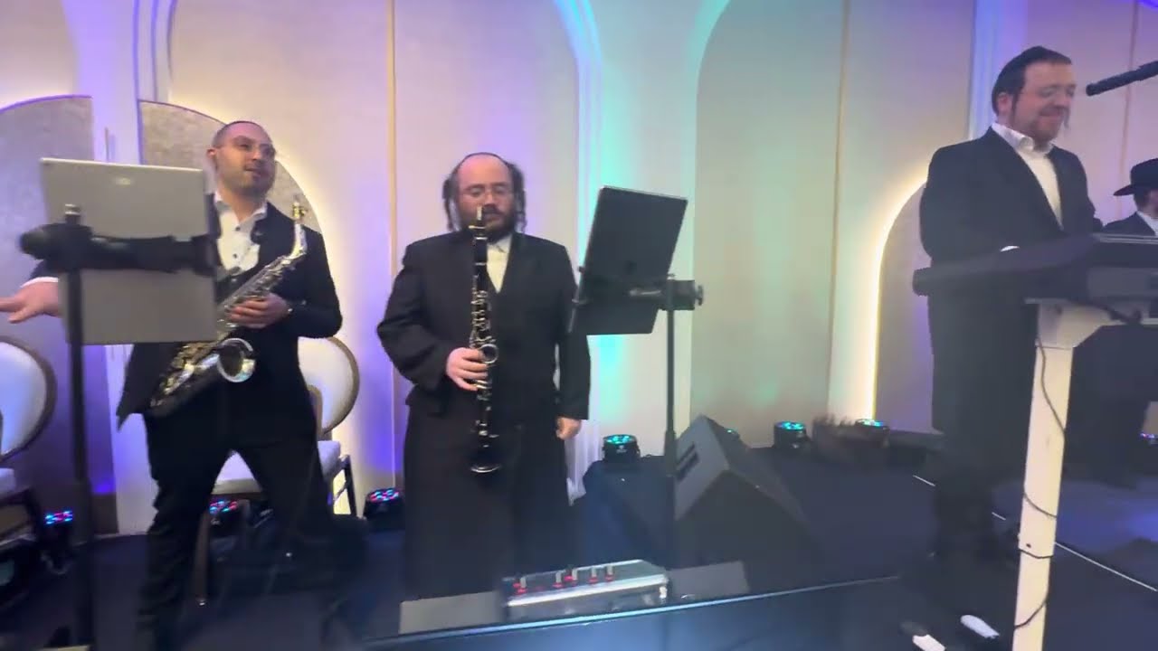 Rabinowitz & Adler Wedding | Singer Kalmy Schwartz and Shira Choir | A Sruly Singer Production