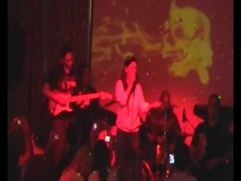 זהבה בן  - "ללכת עם האור" - בהופעה