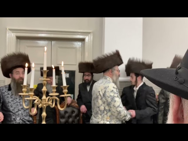 Viznitz London Rebbe At Frishwasser Sheva Brochos - Shvat 5782