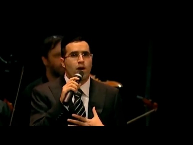 עומר אדם ביקש לשיר ביחד – לקחנו את זה שלב קדימה - והיא שעמדה - רזאל שוואקי שלומי שבת עומר אדם וסוסנה