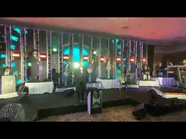 Lipa Schmeltzer • Shira Choir • Mendy H. Band | ליפא שמעלצר, מקהלת שירה, תזמורת מנדי הרשקוביץ