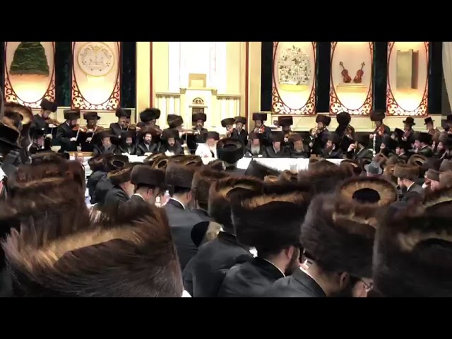 Simchas Beis Hashoeva with Bobover Rebbe - Sukkos 5780