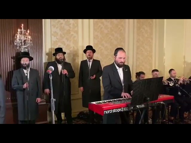 Freilach Band Issac Honig The Shira Choir