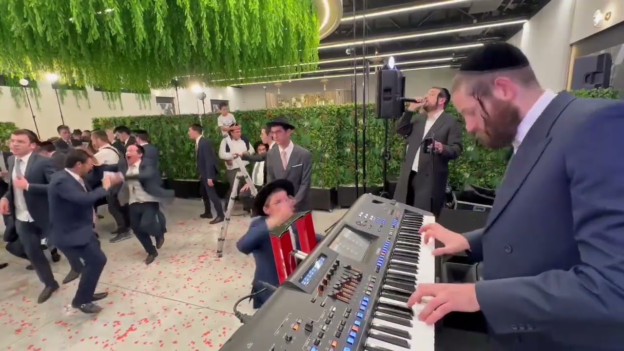 שימי סקלר 🎹 מנדי וייס 🎤🔥 @ShimmySklar @mendiweiss8232 @PiniEinhorn