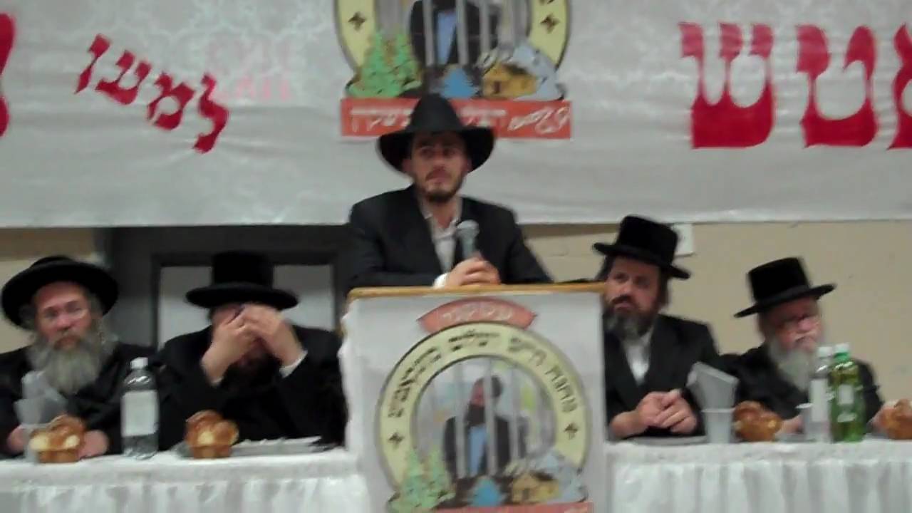 Rubashkin Gathering in Munkchater Camp 9