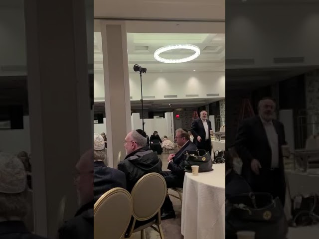 Motty Ilowitz - Mitzvah Tantz, for veteran couple, in English