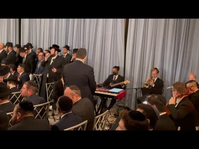 Shmueli Ungar • A Team ~ Heartwarming Chupa | שמילי אונגאר • חופה