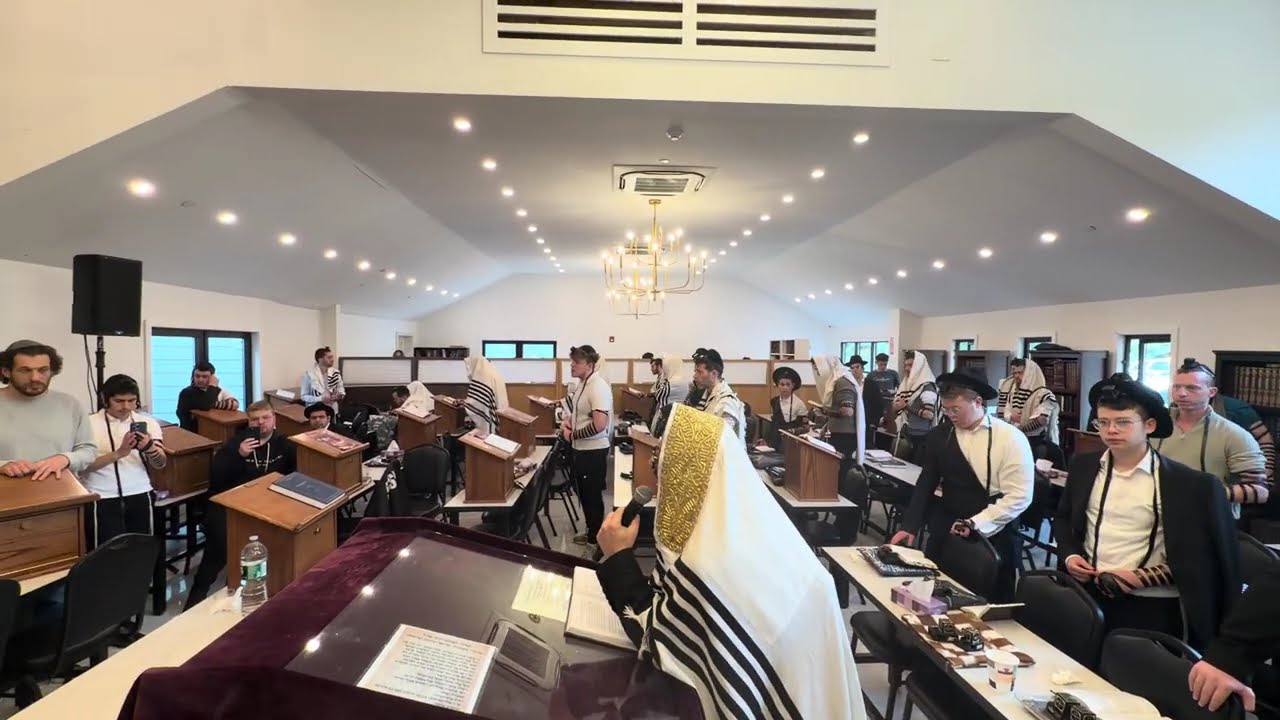 Lipa Schmeltzer Hartzig הלל Live at Pomona Heights Shul Chanukkah 🕎2026 | 🎹Leibish Posen on the Keys