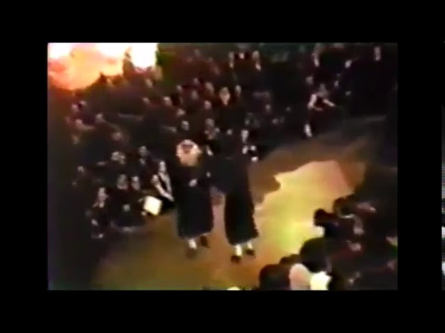 הרה''ק מויזניץ מאנסי בחתונת נכדו האדמור מויזניץ ב''פ