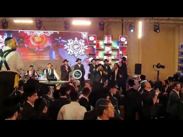 Levy Falkowitz • Mendy Weiss • Yanky Daskal • Neranenu Choir • Arik Devir | חתונה
