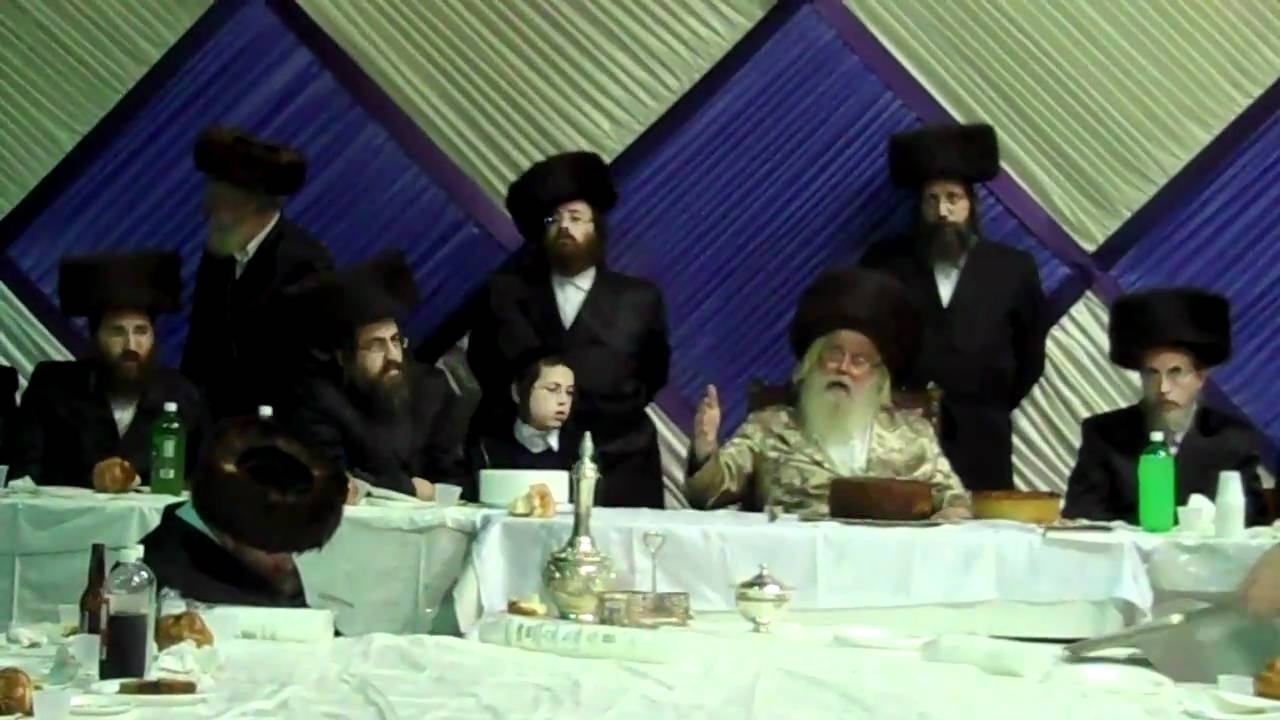 Simchas Beis Hashoeva in Munkatch 2