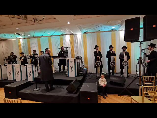 Yoely Fischer Production Menachem Moskowitz Shira Choir
