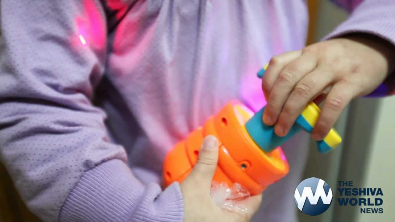 SAFTEY ALERT: Laser Dreidel Toy