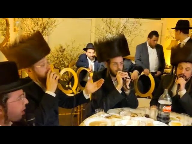 'A Yiddishe Mame' Avrum Mordche Schwartz & Shira א יידישע מאמע - אברהם מרדכי שוורץ ומקהלת שירה