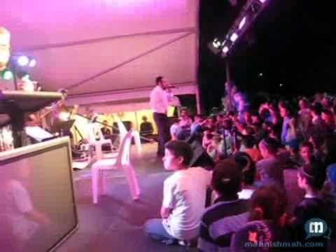 Lipa In Australia - Mizmor Ltoda