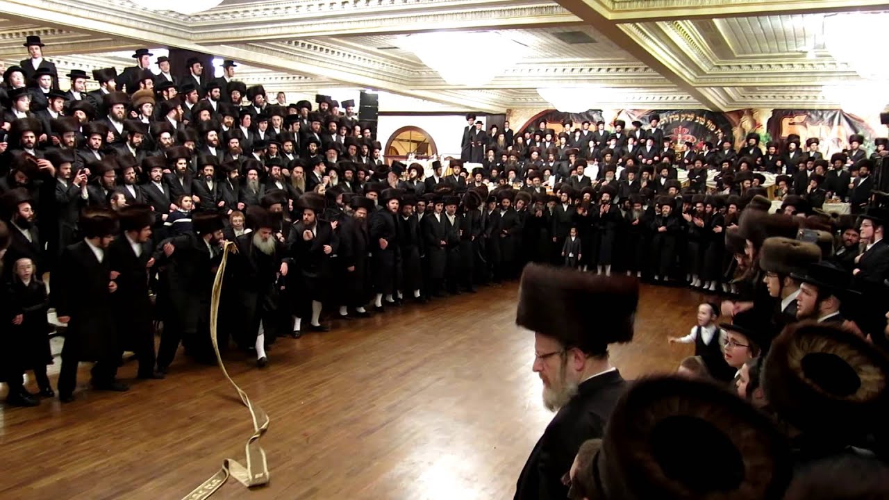 Admor M'Krula Dancing Mitzvah Tanz, Simchas Beis Krula