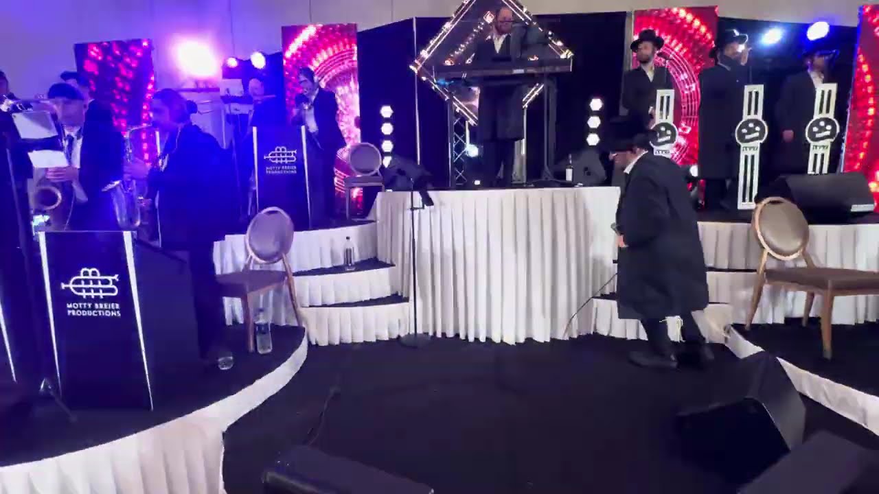 Shimmy Stern Wedding | Singer Lipa Schmeltzer | 🎹 Motty Breier on the Keys