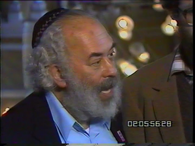 Interview in Shul
