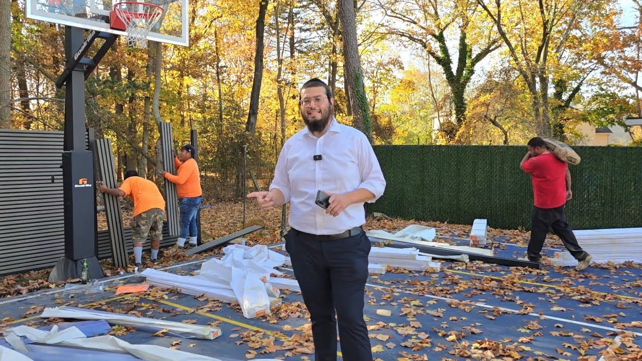 Exclusive Tour: Que Fence with Shloime Freidman! NEW! DIY Fencing.