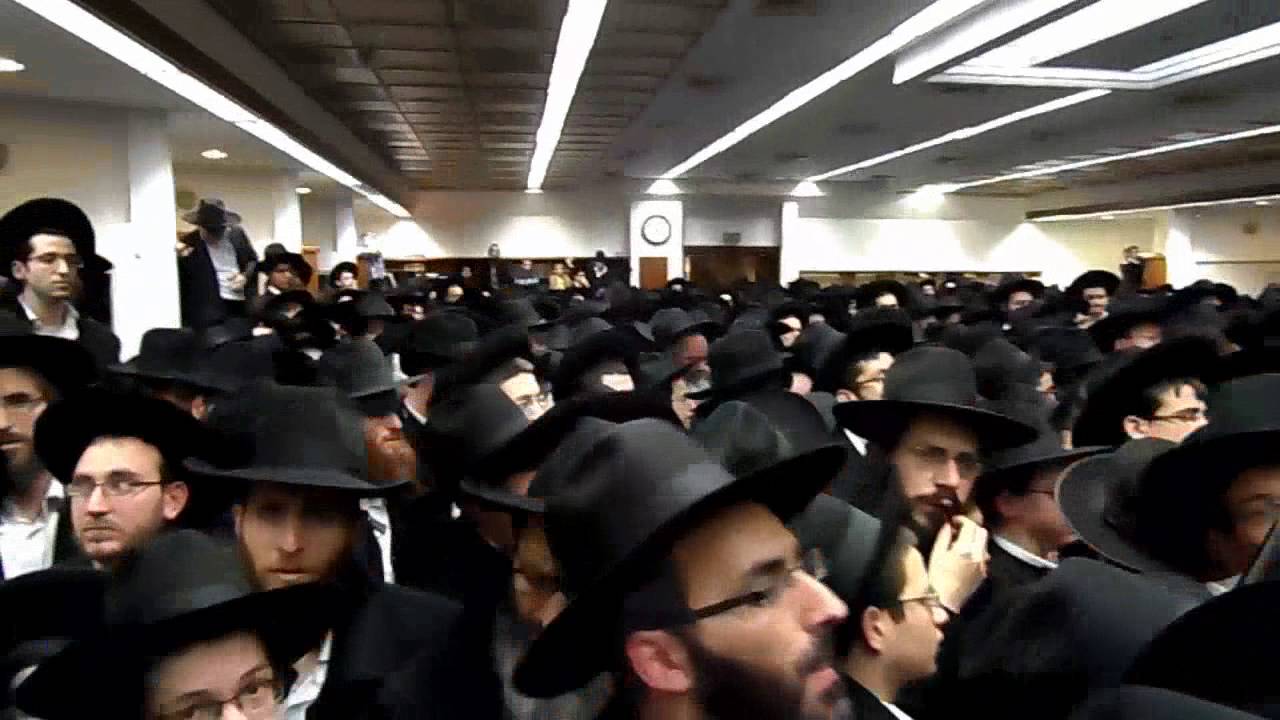 Levayah of HaRav Hillel Zaks ZT"L | הלוויתו של הרב הלל זקס ז"ל