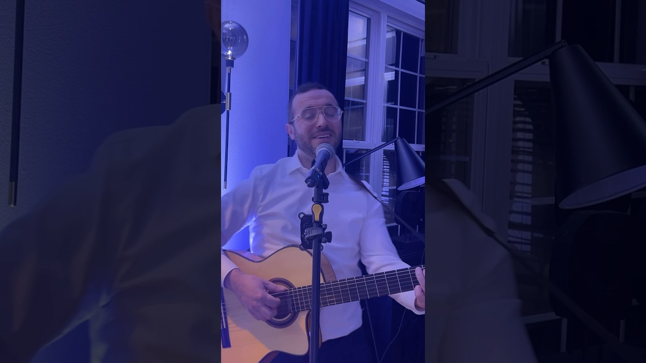 Beautiful song by @AvrumMordche - Koidesh | קדש קדשים #jewishsong #jewishsingers
