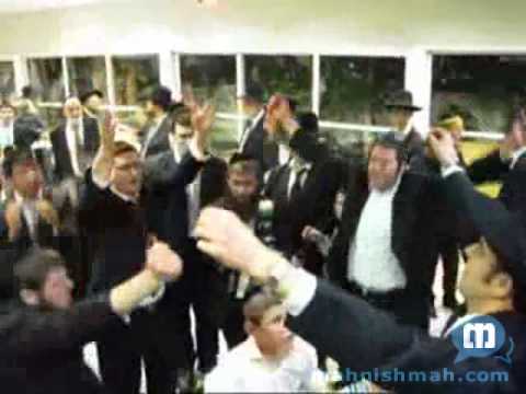 Ki Hirbeisu At A Wedding
