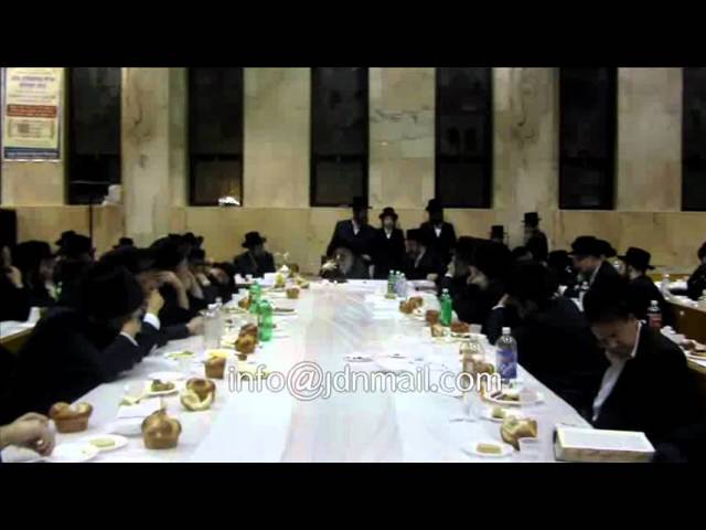 Munkatcher Rebbe Conducting Yahrtzeit Tish For The Kedushas Levi - Tishrei 5773