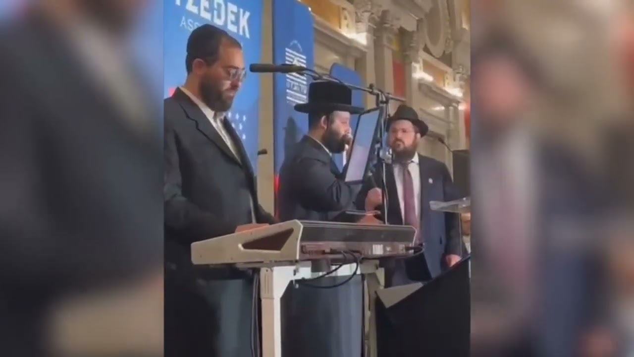 Shimmy Levy 🎹 Benny Friedman, Moshe David Weissmandl 🎤 Shira Choir