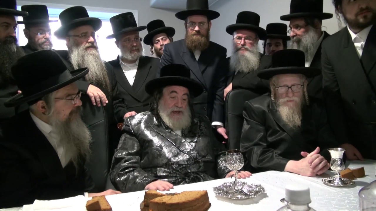 Kevias Mezuzah at the Avihem Headquartes in Boro Park, with the Visnitz Rebbe