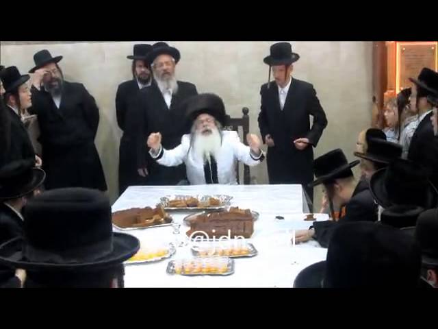 Nadvorna Rebbe Kaporos And Mechalkel Chaim Tish Erev Yom Kippur 5774