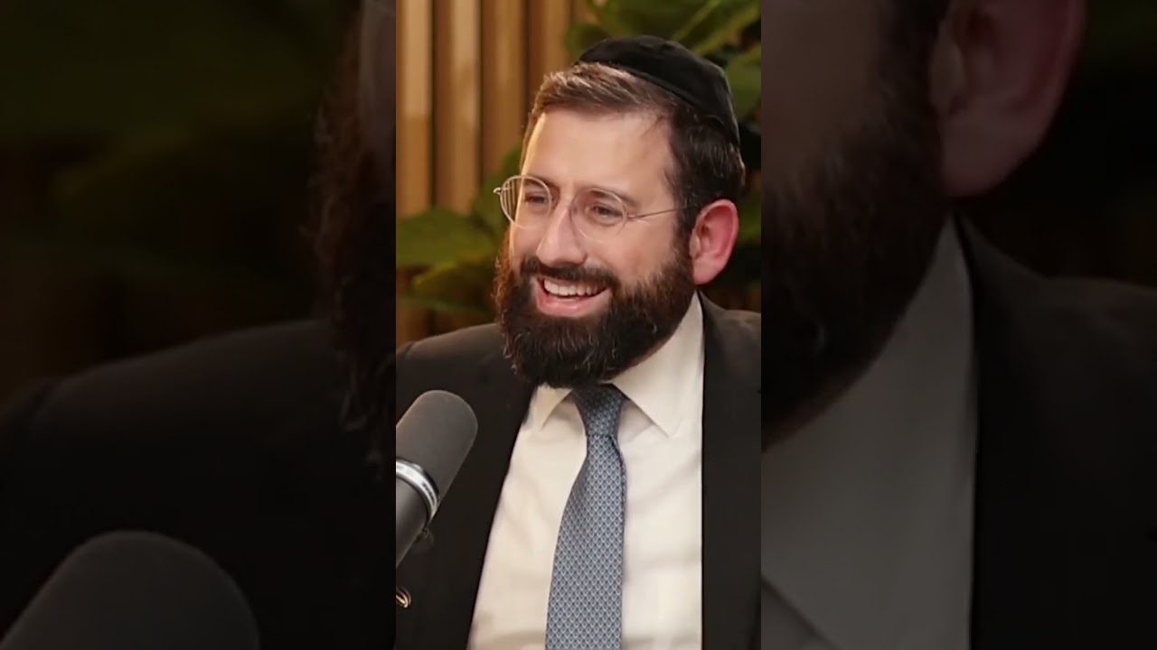 What’s More Valuable Than Money? #rabbiglatstein #Shorts #money #rich #wealth #judaism #hidabroot