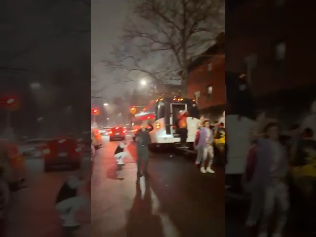 Firecrackers on The Streets of Williamsburg - Purim 2025 | פורים תשפ”ה בויליאמסבורג