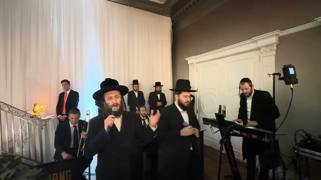 Moishe Gross Beautiful Chuppah | Singers Shea Berko & Duvid Berger with Shira Choir | Hershy Langsam