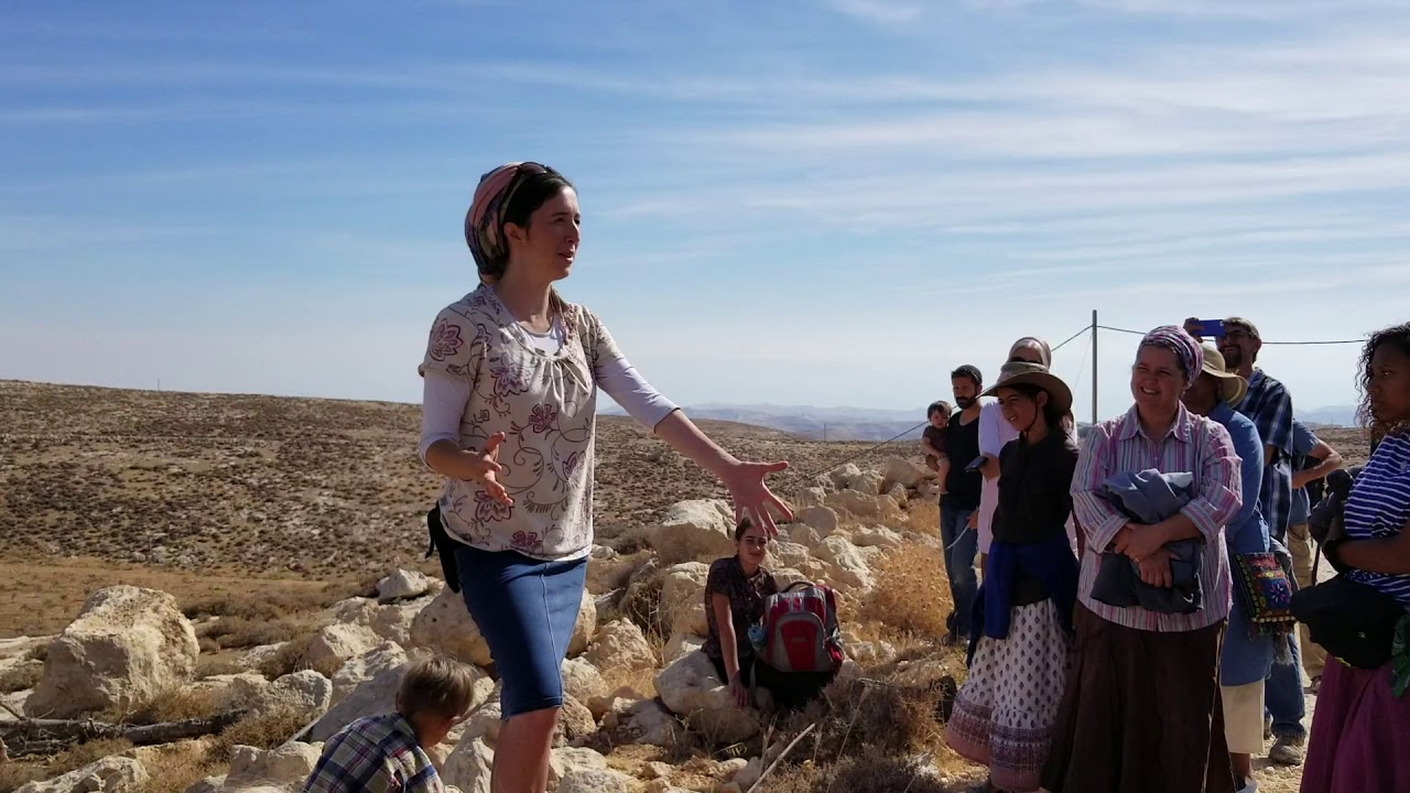 Tehila Gimpel - Moving to the Mountain
