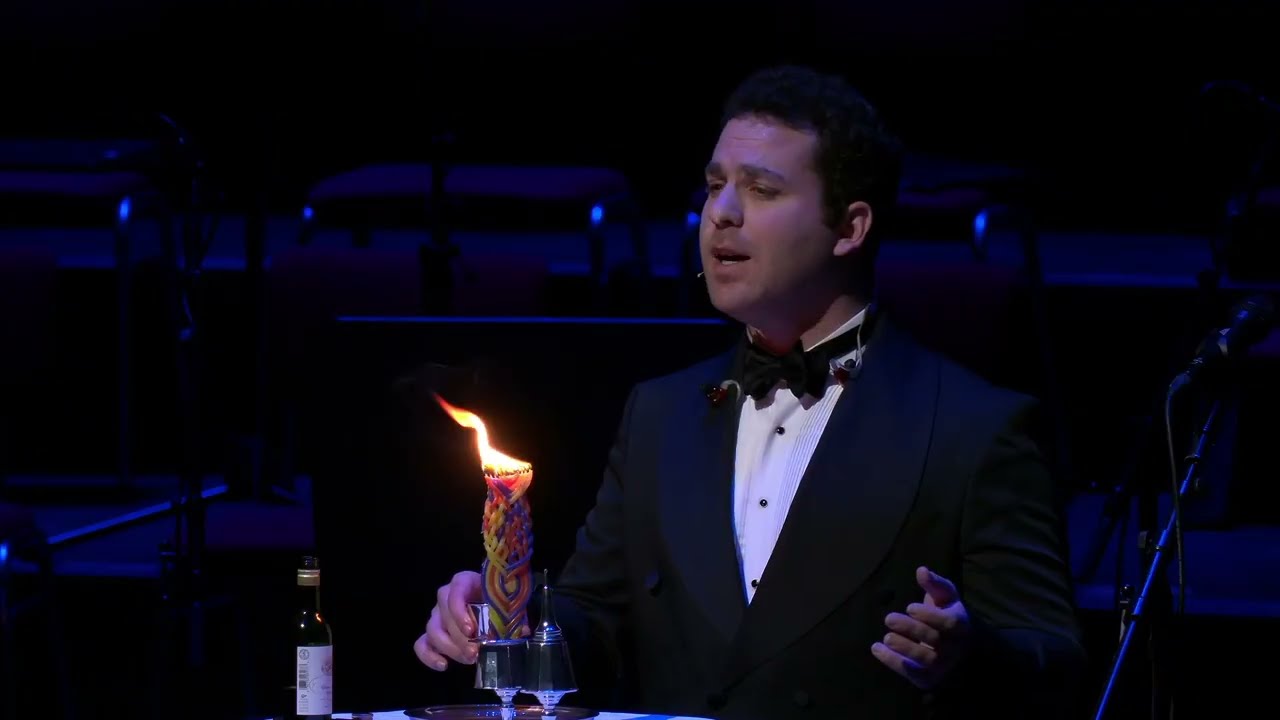 Chaim Stern makes Havdalah in the Concertgebouw - 10th Anniversary Chanukah Concert 2024