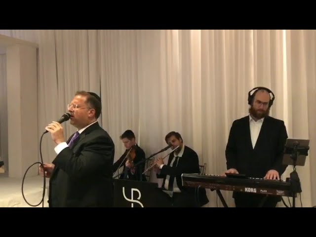Heartwarming Chupa with Shloime Dachs and Yanky Briskman | חופה מרגשת עם שלומי דקס ויענקי בריסקמן