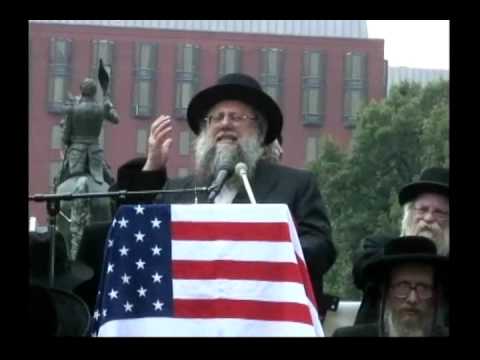 Rabbi Elimelech Stern at Anti-Zionist Protest in Washington DC