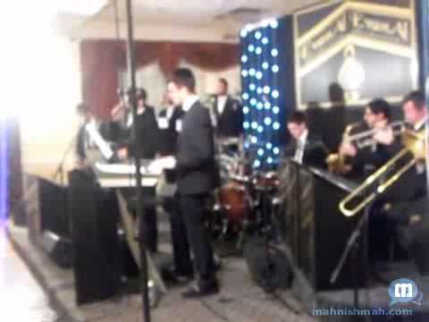 Yoely Greenfeld Singing Brand New Song Yechadsheihi
