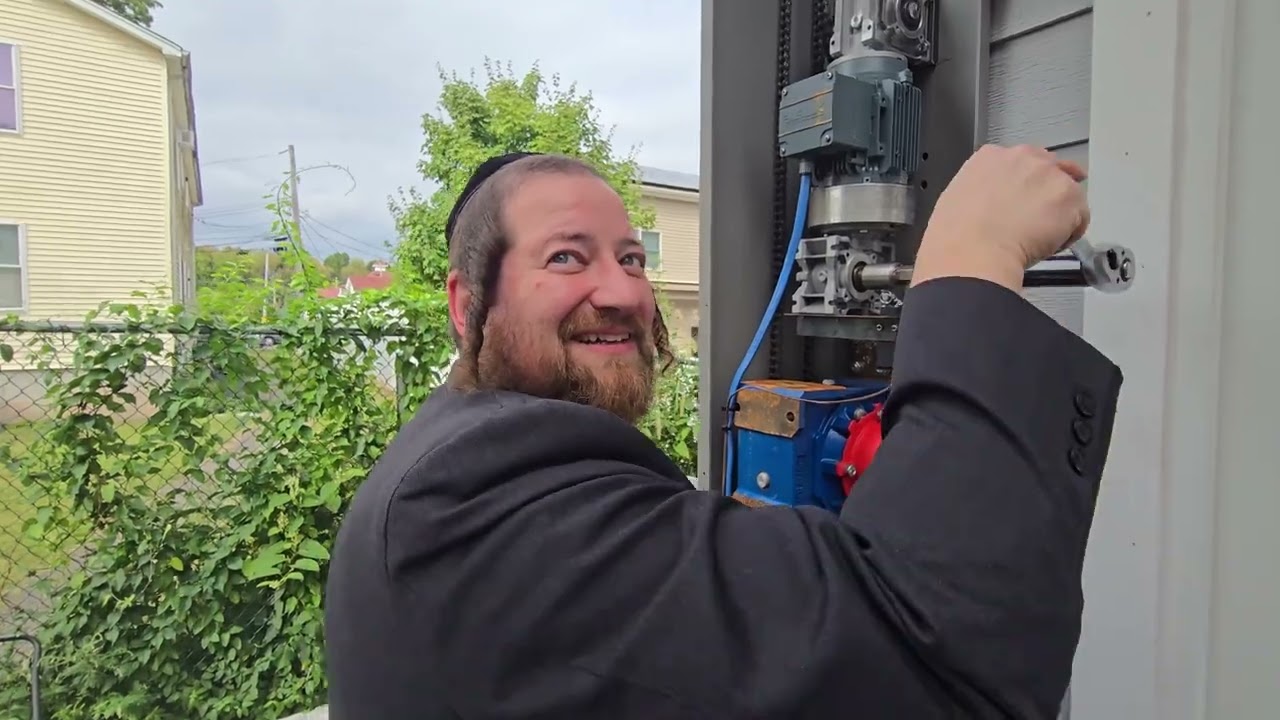 An Interview with Ari Glick from Pergola Awnings