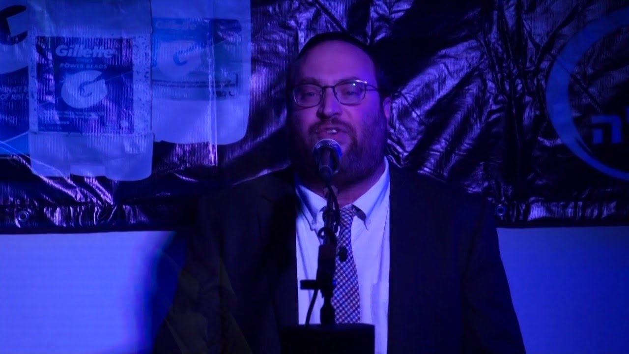 אלי פרידמן - מחרוזת שירי שבת - מתוך המופע "שרים ביקב"
