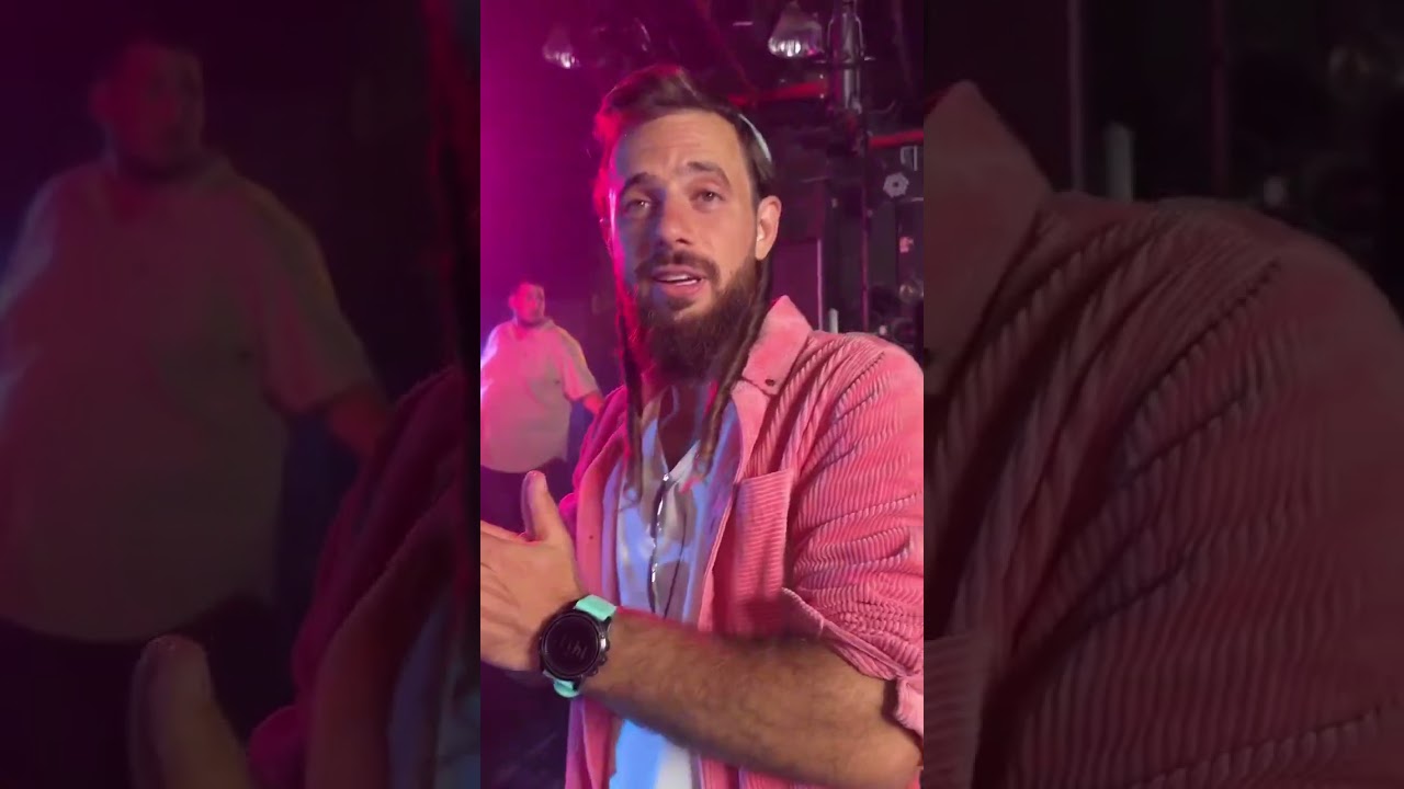 הנה אני - מאחורי הקלעים