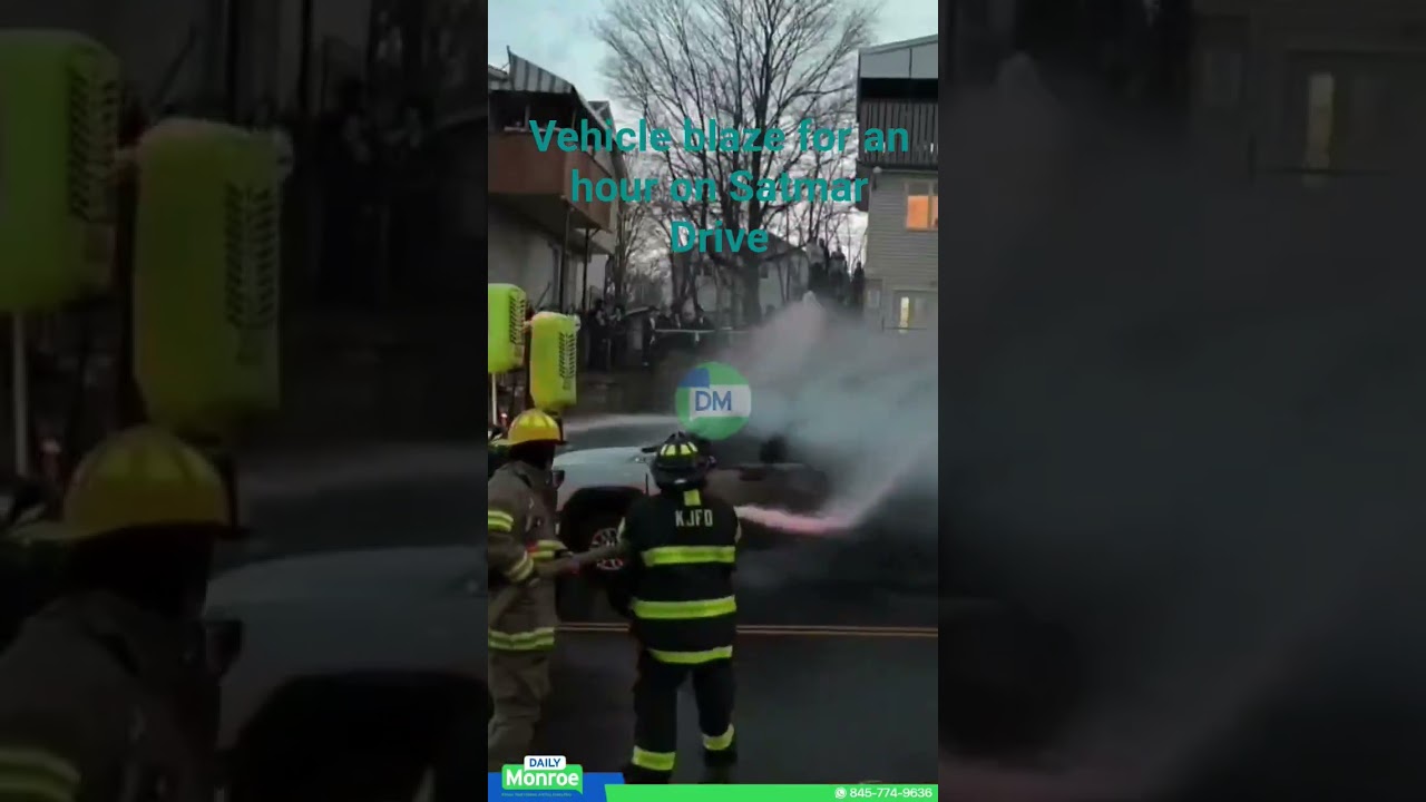Vehicle blaze for an hour on Satmar Drive