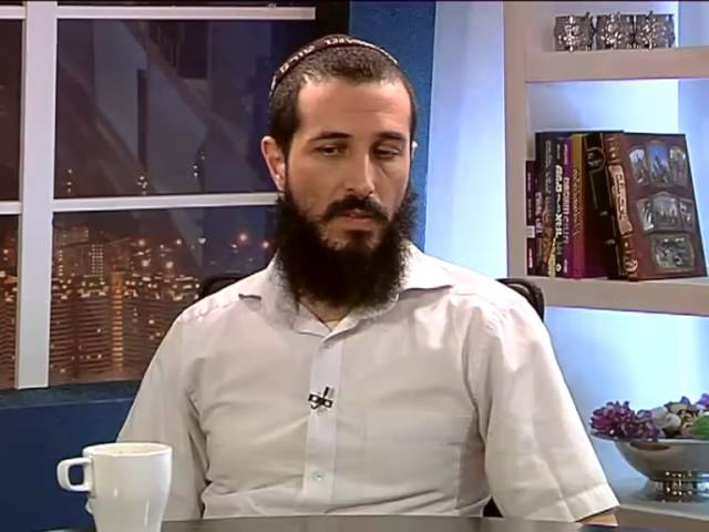 בכיוון אחר עם רועי לביא