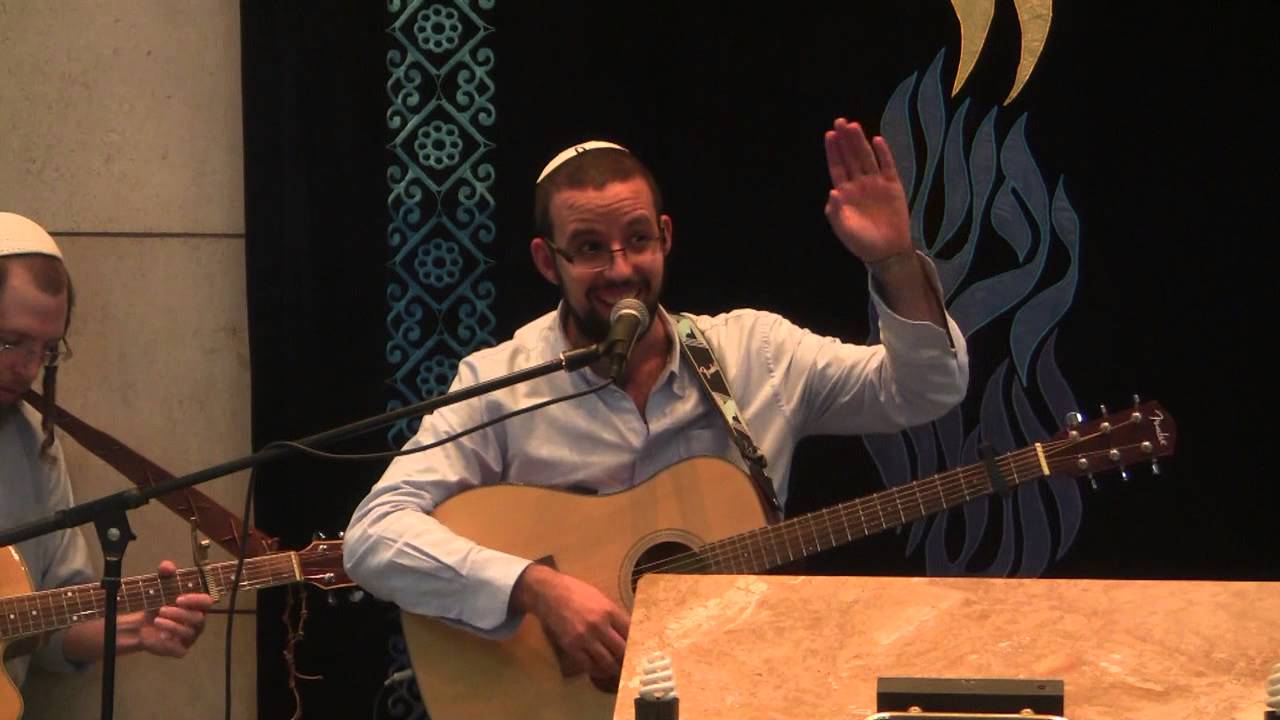 Chziki Sofer: Mimkomcha חיזקי סופר: ממקומך