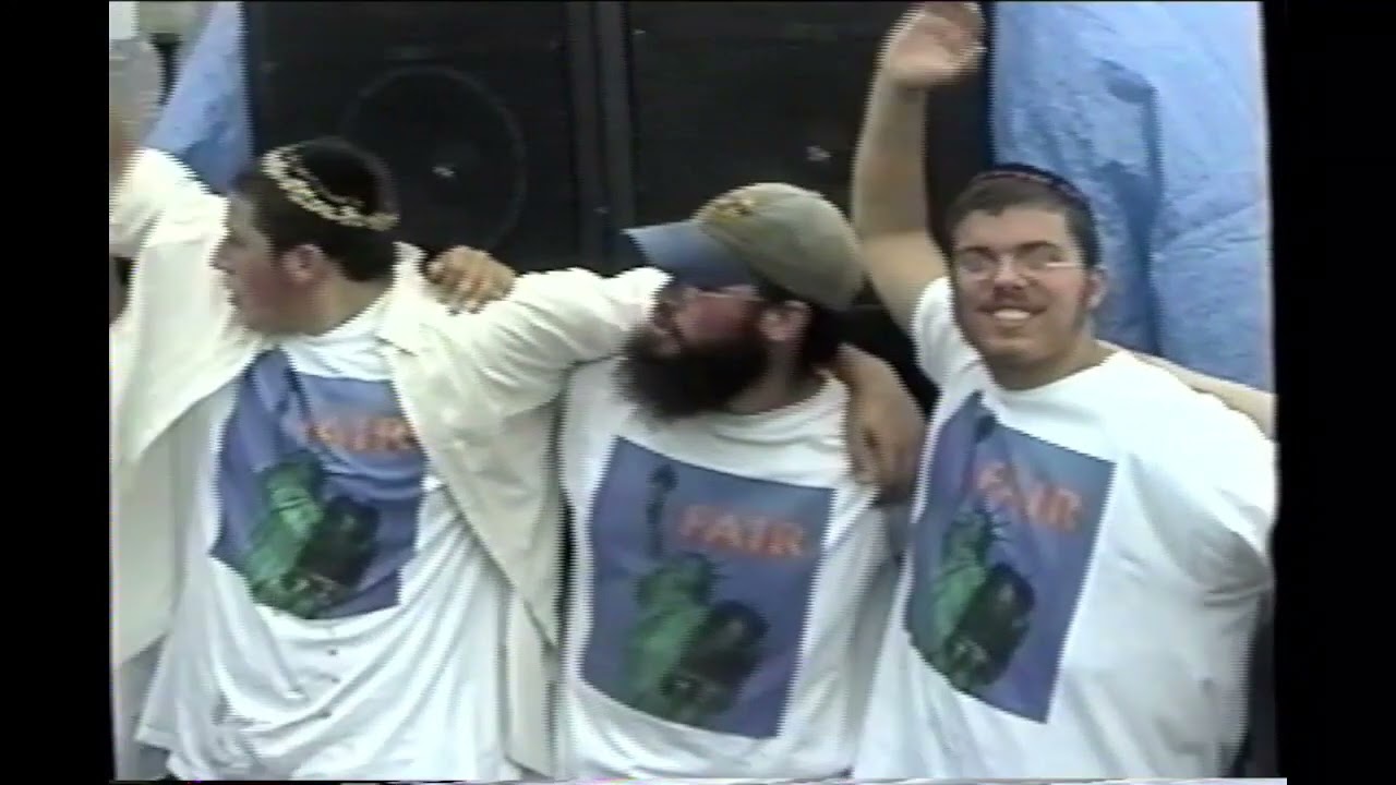 דדי גראוכר-  Dedi Graucher  - Singing Acheinu 1999 (5760)