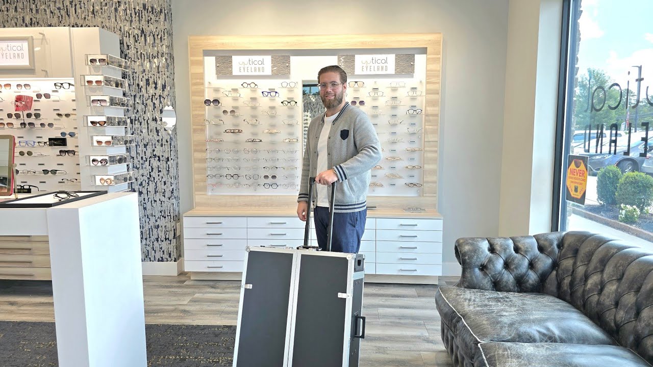 Great service! Skip the store lines! Optical Eyeland brings glasses +full eye exams right to ur home